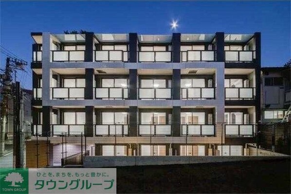 クオリタス護国寺(クオリタスゴコクジ)の物件外観写真